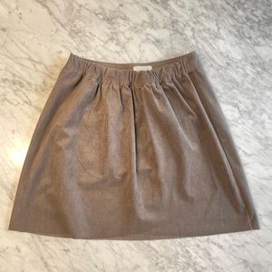 Aritzia Wilfred Free Pleated Faux-Suede Mini Skirt size XS